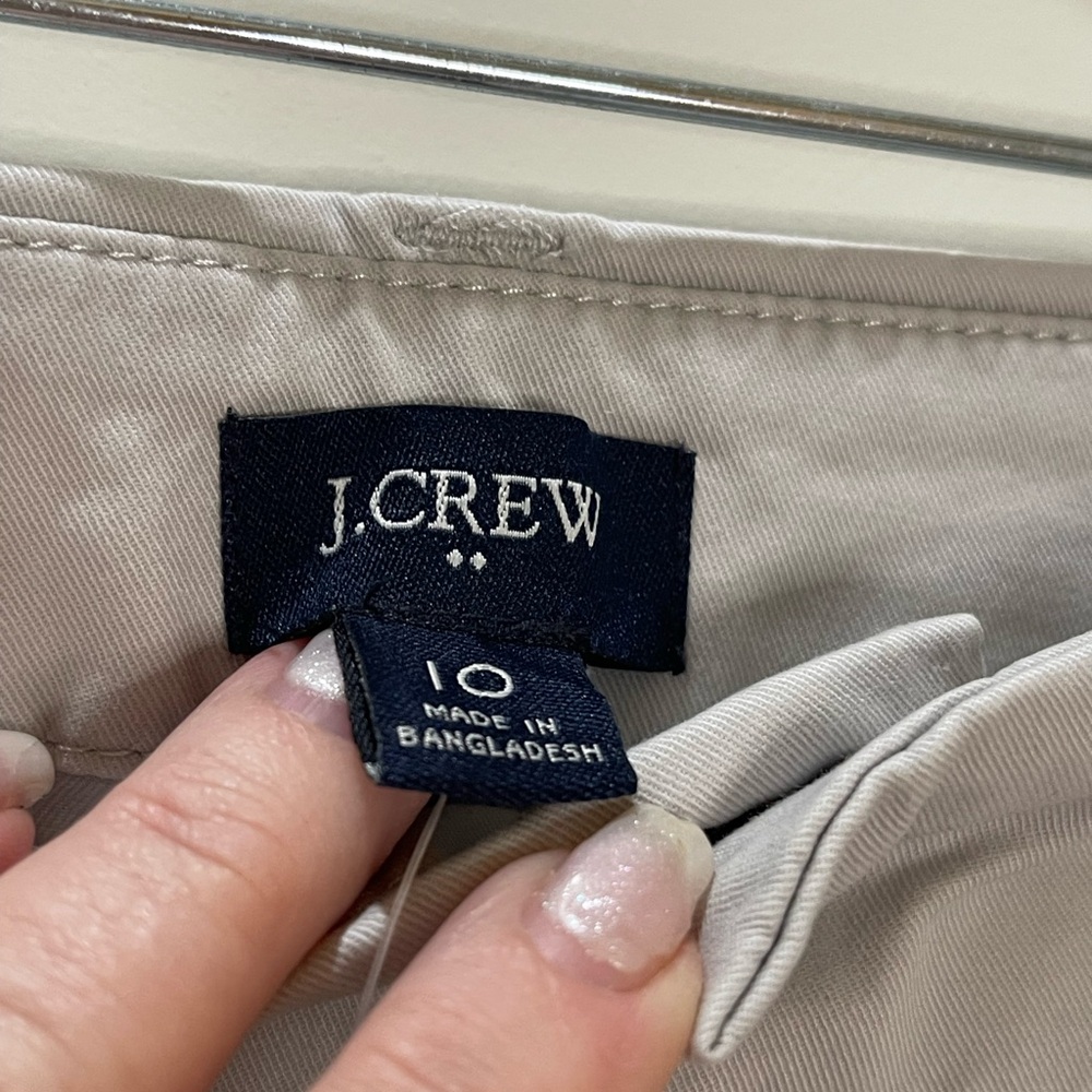 J. Crew Women's Khaki Bermuda Shorts NWT Size 10 - Picture 5 of 7
